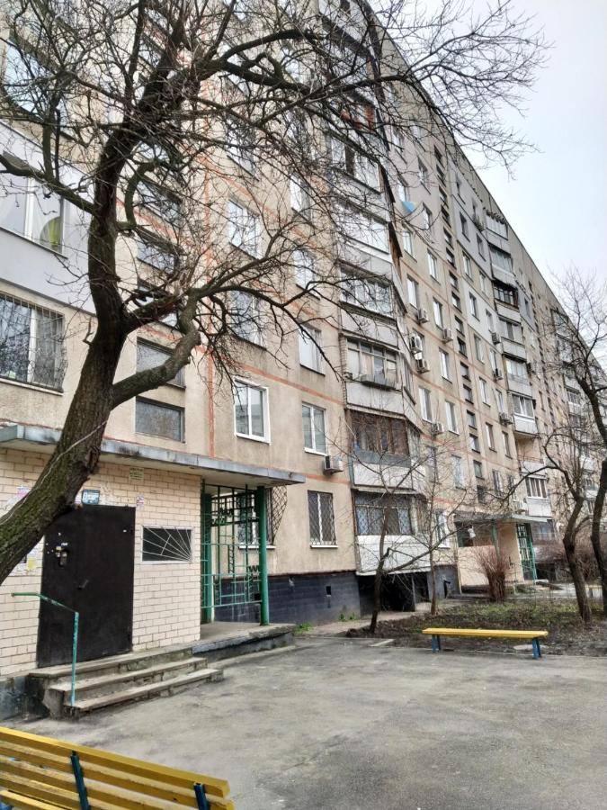 2 К Квартира Рядом Стадион Металлист М. Спортивная. خاركيف المظهر الخارجي الصورة